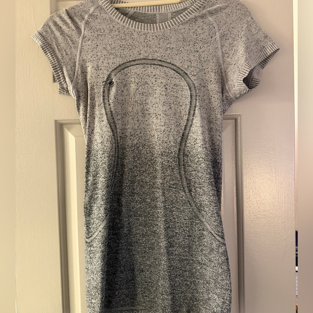 Lululemon Swiftly Tech
